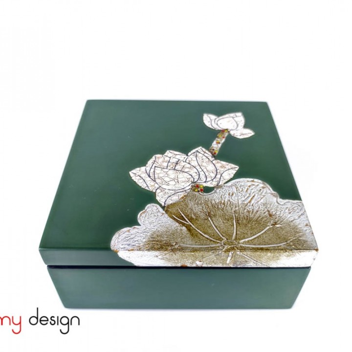 Green square box with hand-painted lotus 15*H6cm